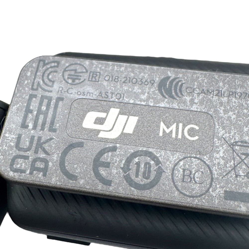 DJI Mic (2 TX, 1 RX, Charging Case) Wireless 15hr Battery Recording Bundle - Picture 6 of 11